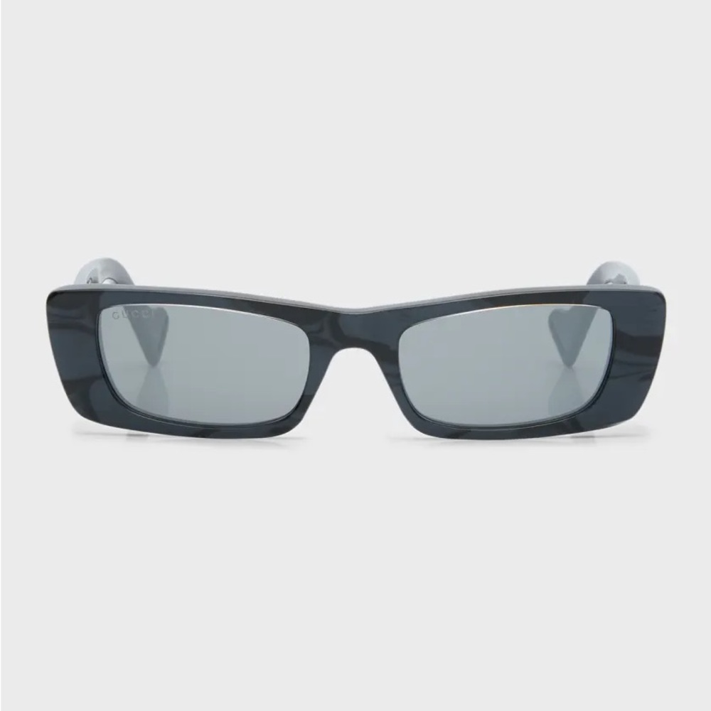 New GUCCI Monochromatic Rectangle Sunglasses w/ Interlocking G Temples - Picture 5 of 14